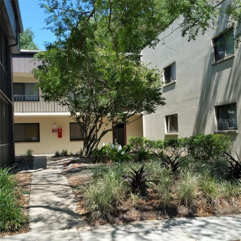 11722 Raintree Village Blvd. #B, Temple Terrace, FL 33617