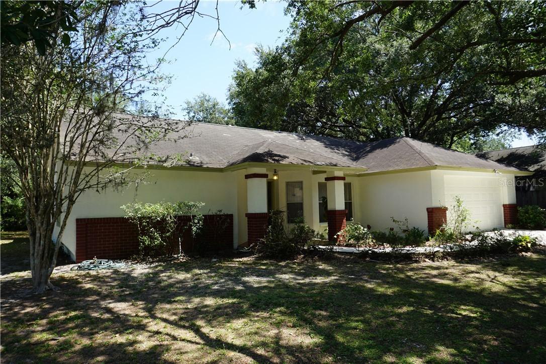 2257 Groveland Dr., Lutz, FL 33549