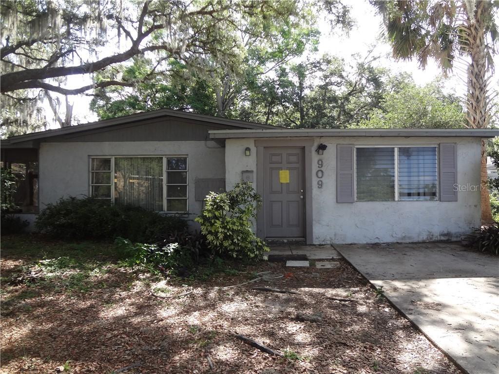 909 Westmore Ave., Brandon, FL 33510