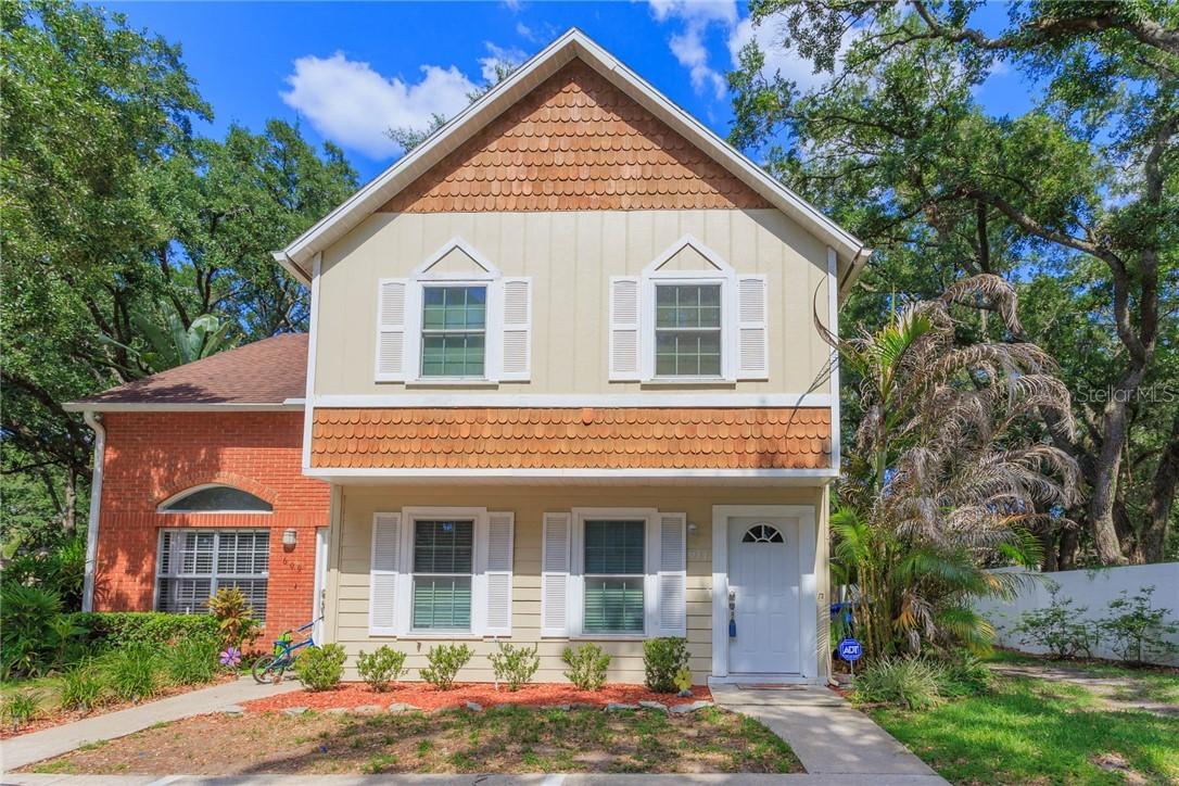 611 Saint Henry Drive, Brandon, FL 33511