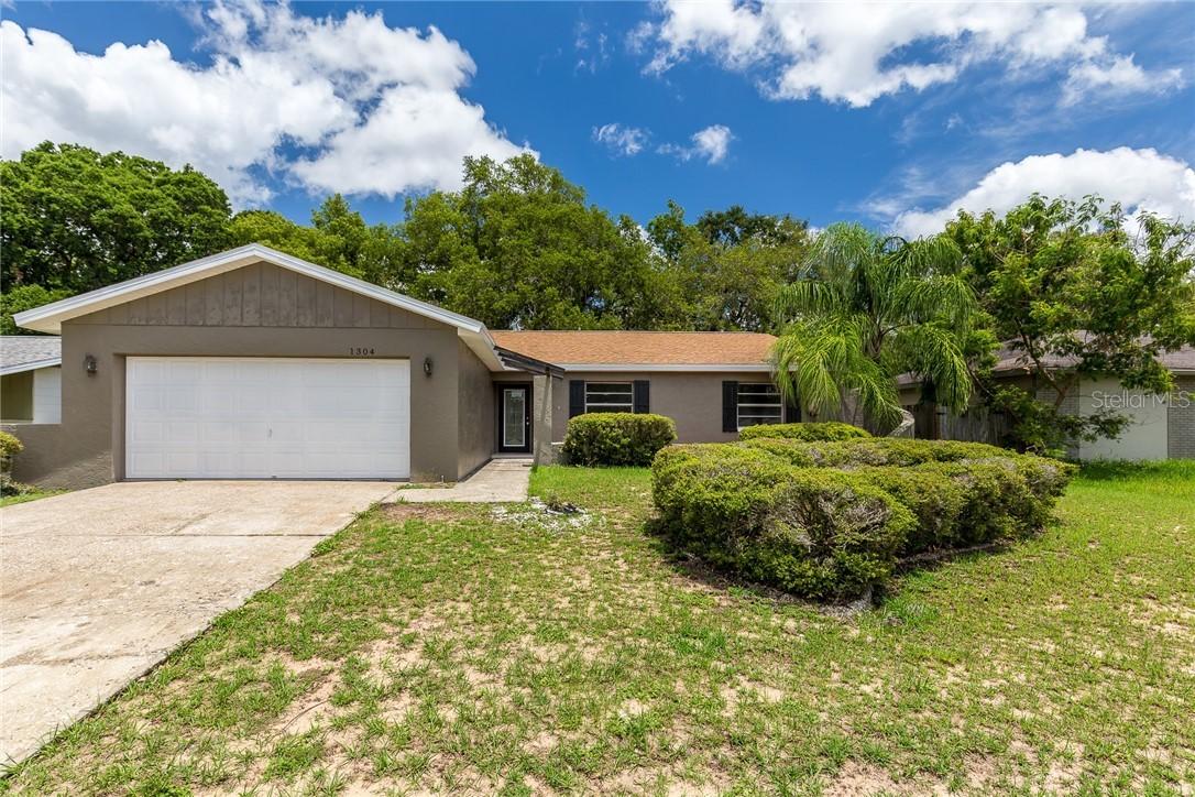 1304 Village Ct., Brandon, FL 33511