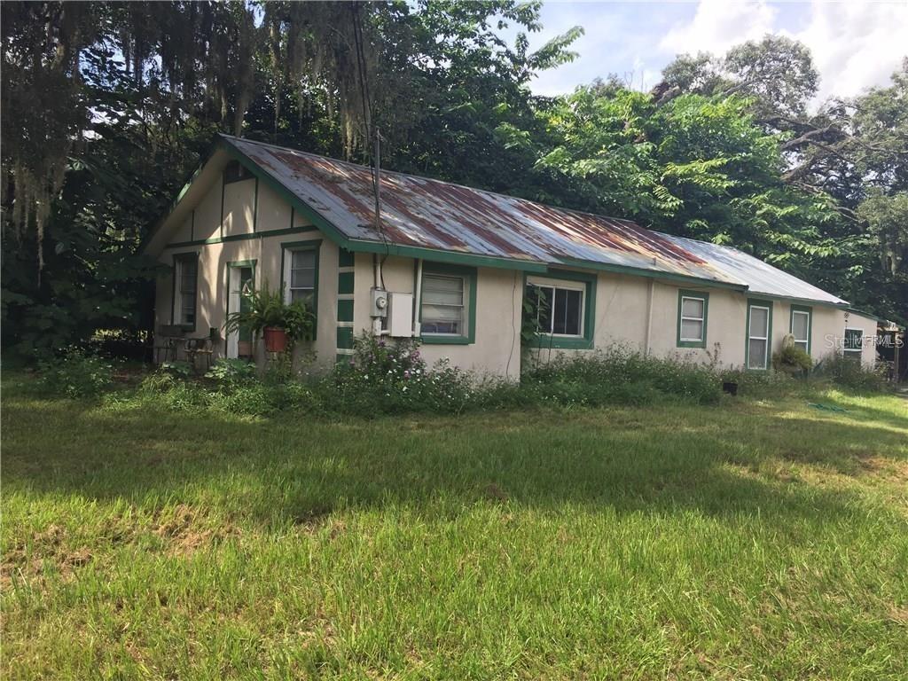 9848 Harney Rd., Thonotosassa, FL 33592