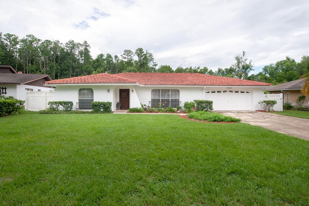 4555 Debbie Ln., Lutz, FL 33559
