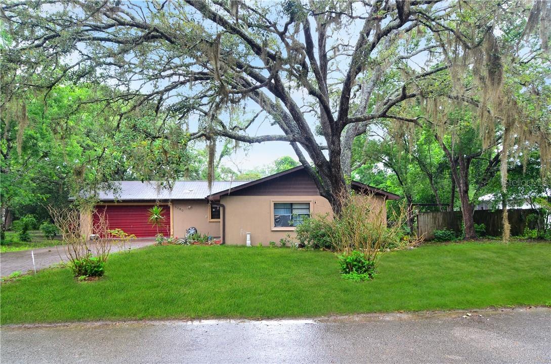 5280 Azalea Cir., Dade City, FL 33523