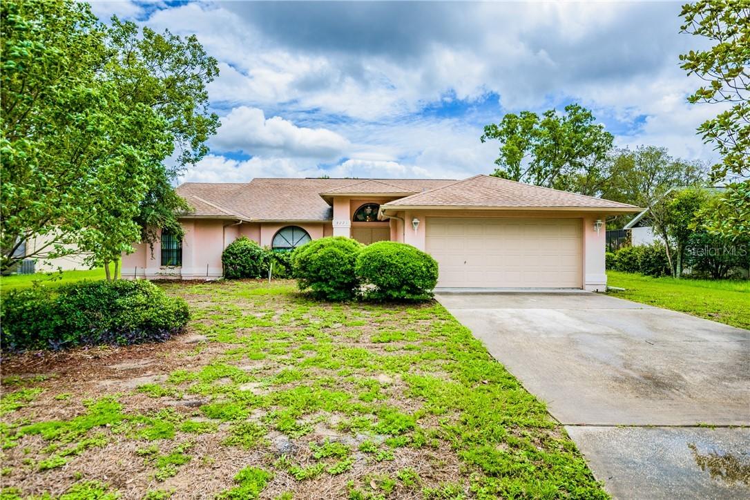 8221 Pagoda Dr., Spring Hill, FL 34606