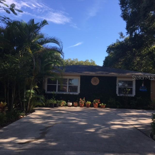 4291 W Humphrey St., Tampa, FL 33614