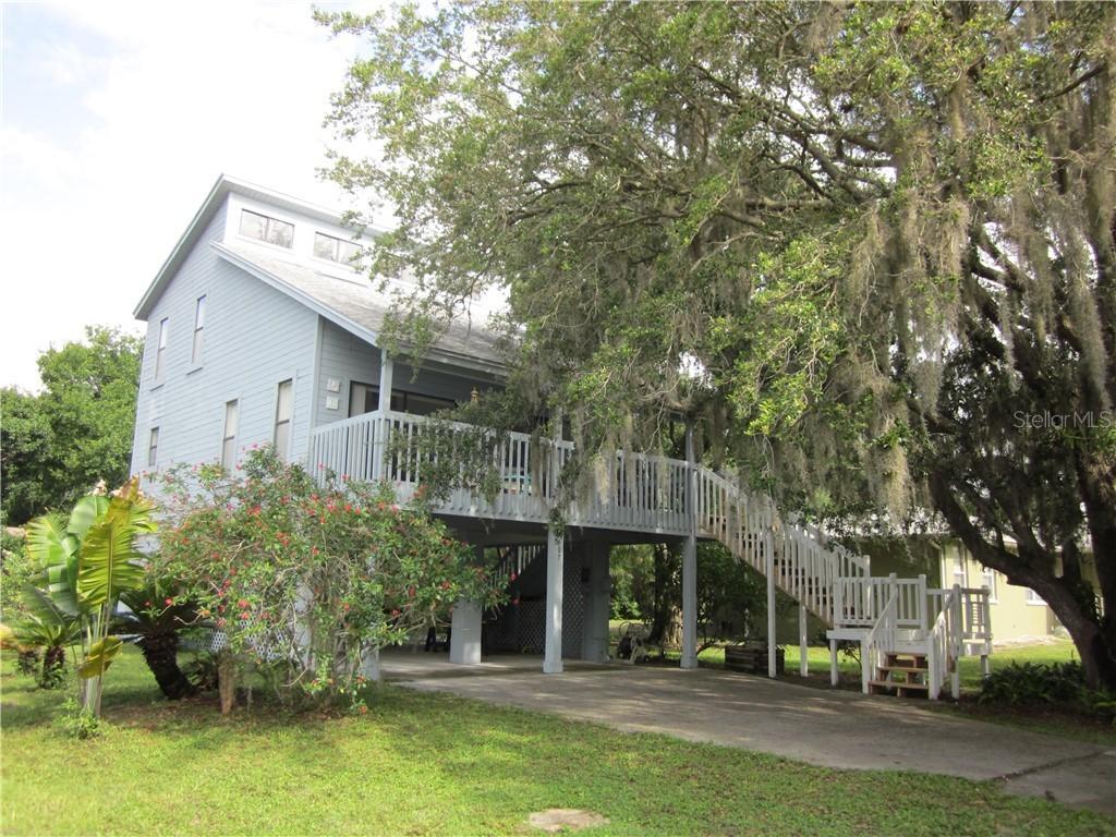 607 10th St., Ruskin, FL 33570