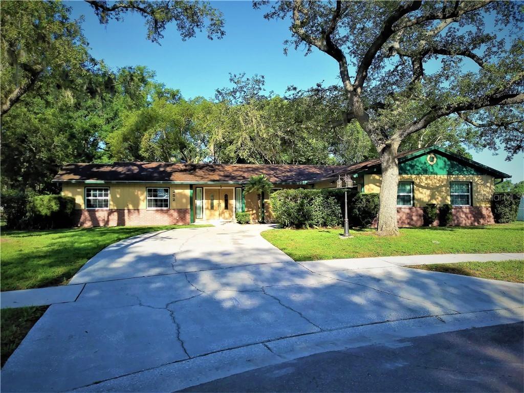 252 Van Gogh Cir., Brandon, FL 33511