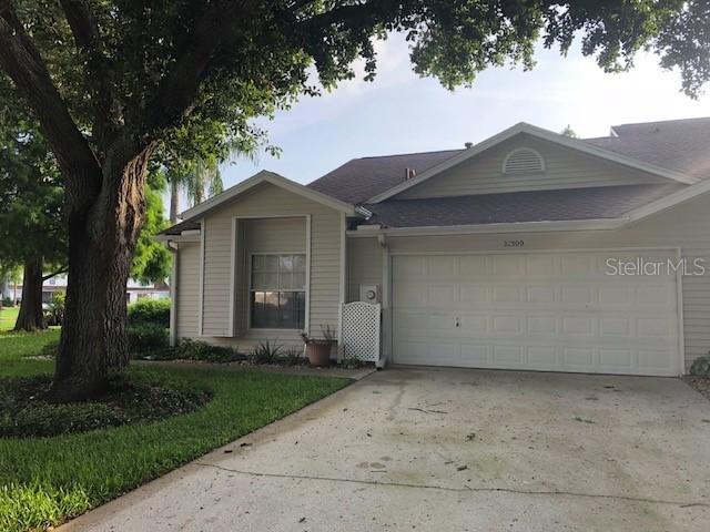 21309 Aaron Ct., Lutz, FL 33549