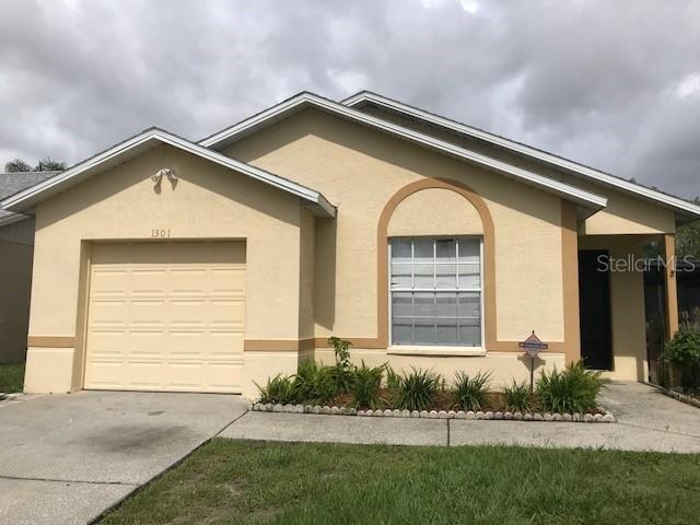 1301 Mohrlake Dr., Brandon, FL 33511