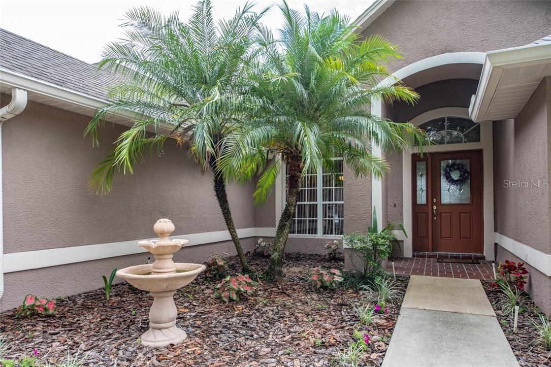 728 June Lake Ln., Brandon, FL 33510