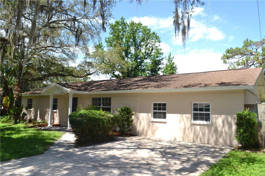 2505 Ranch Lake Cir., Lutz, FL 33559