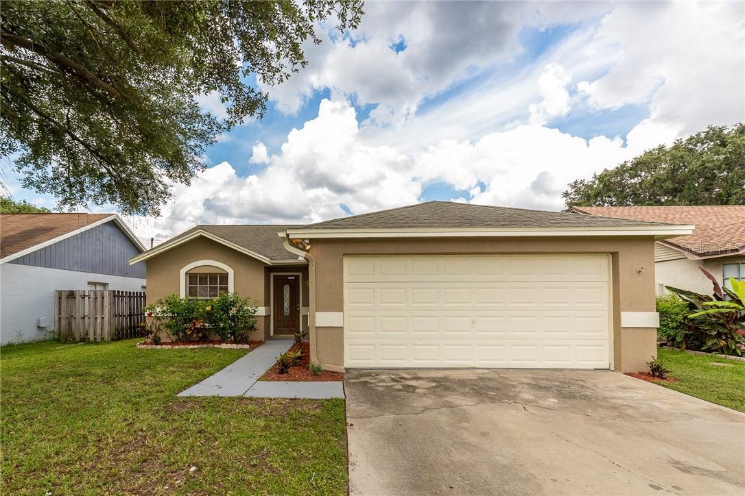 1717 Tarah Trace Dr., Brandon, FL 33510