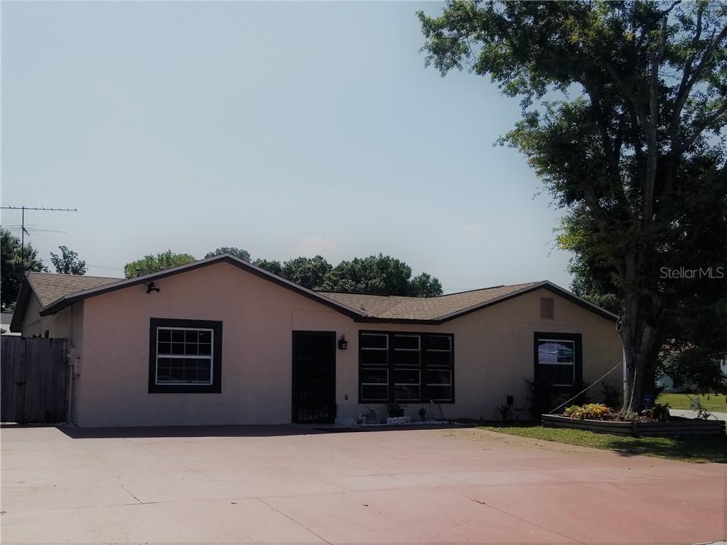 102 Circle Hill Dr., Brandon, FL 33510