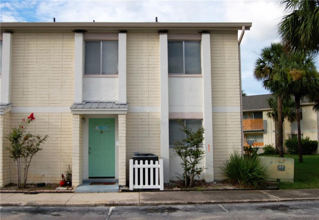 7901 Sunshine Palm Way, Tampa, FL 33615