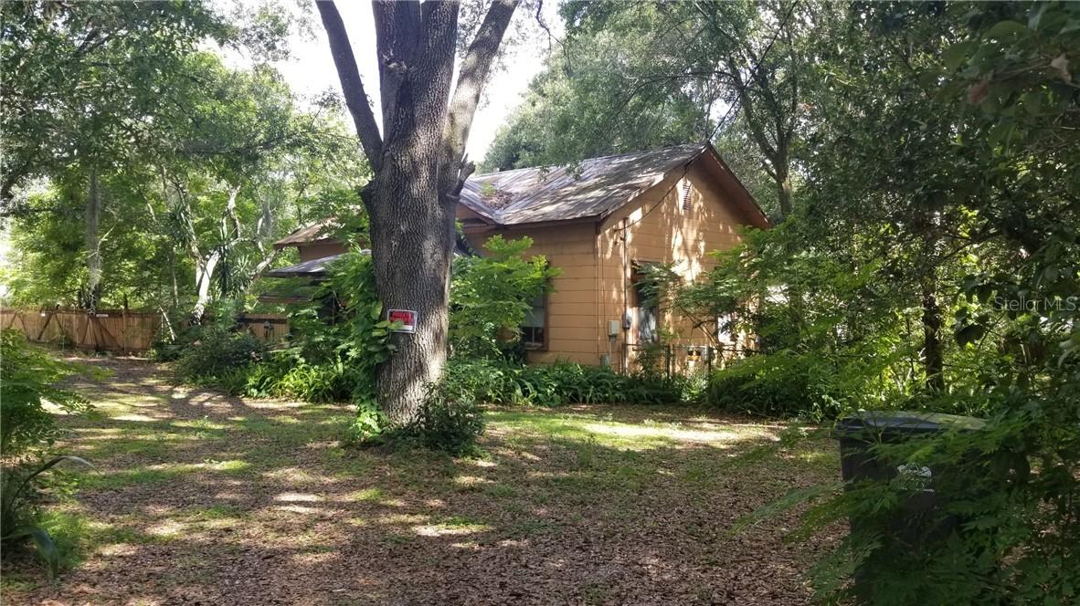 9602 Six Mile Creek Rd., Tampa, FL 33610