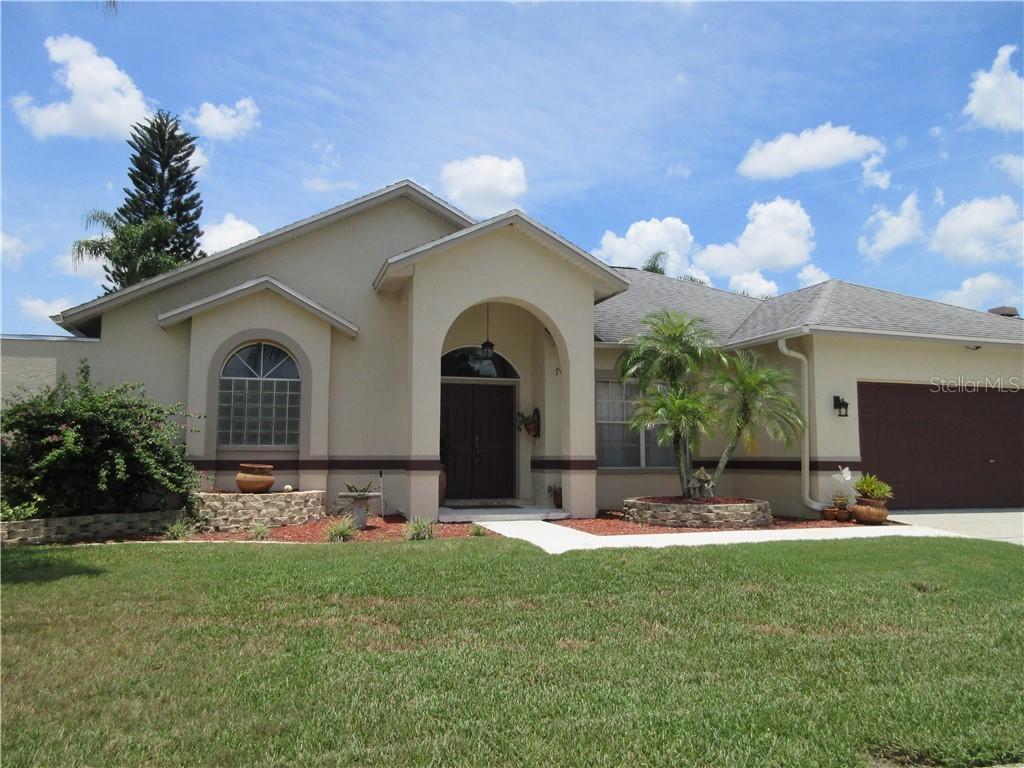 22633 Glyndon Point Rd., Lutz, FL 33549