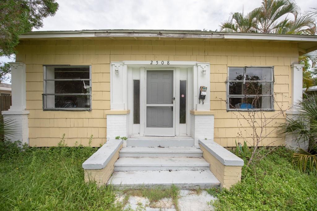 2508 17th Ave., Bradenton, FL 34205