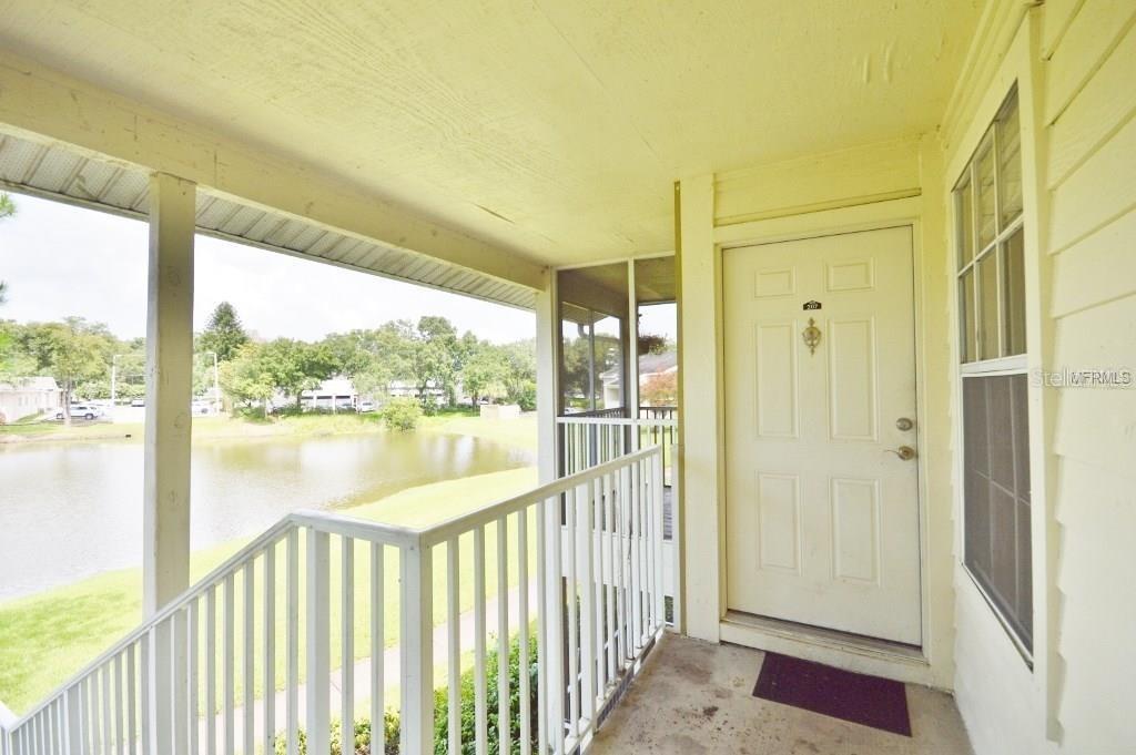 209 Lake Brook Cir. #207, Brandon, FL 33511
