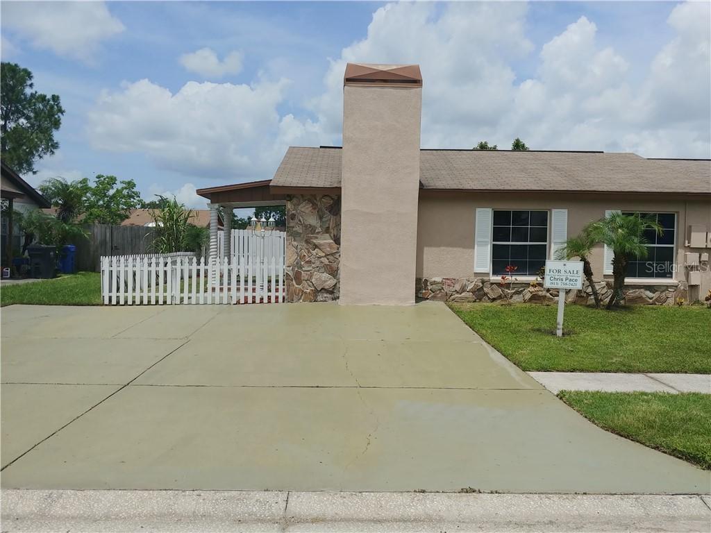 1205 Coolmont Dr., Brandon, FL 33511