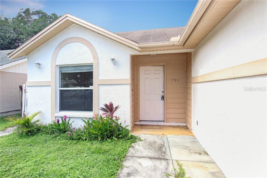 1750 Tarah Trace Dr., Brandon, FL 33510