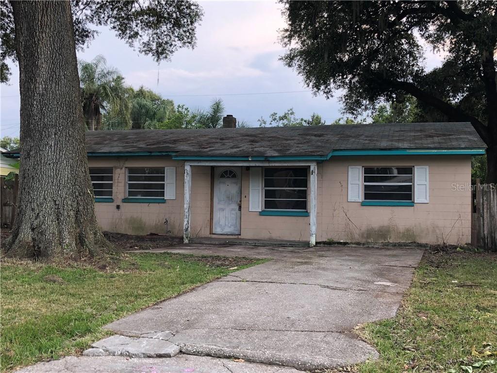 1056 Pineview Pl., Lakeland, FL 33801