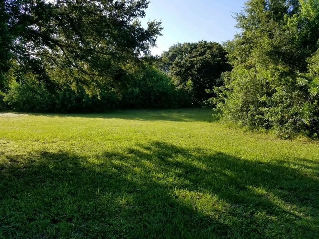 12th 000, Ruskin, FL 33570