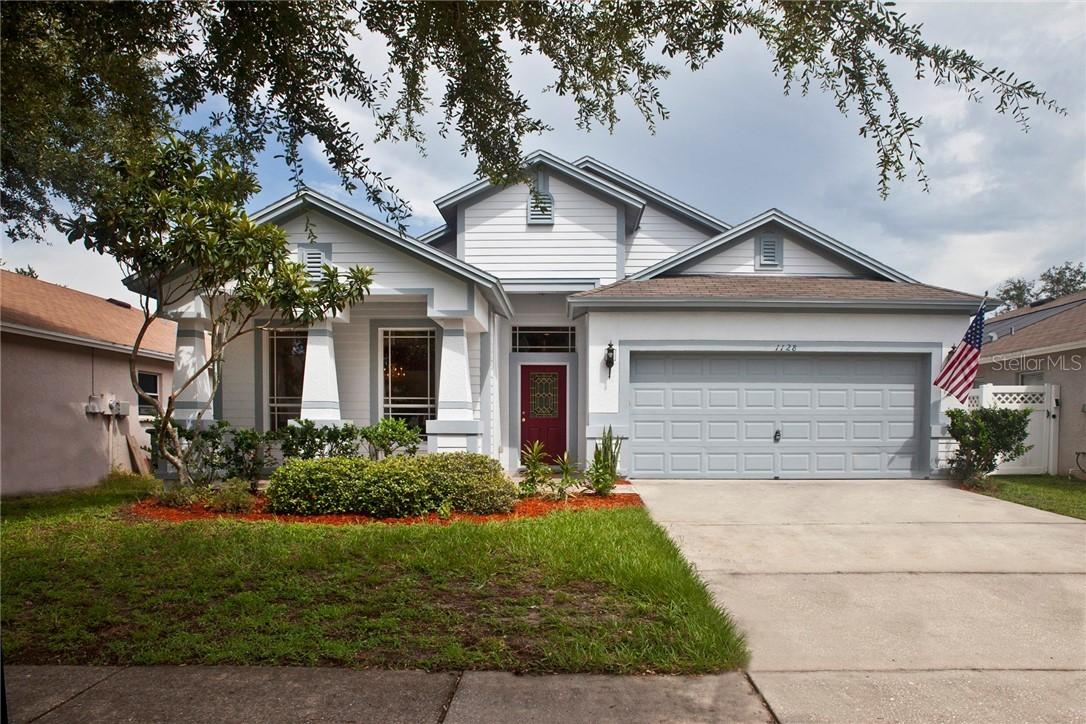1128 Barclay Wood Dr., Ruskin, FL 33570