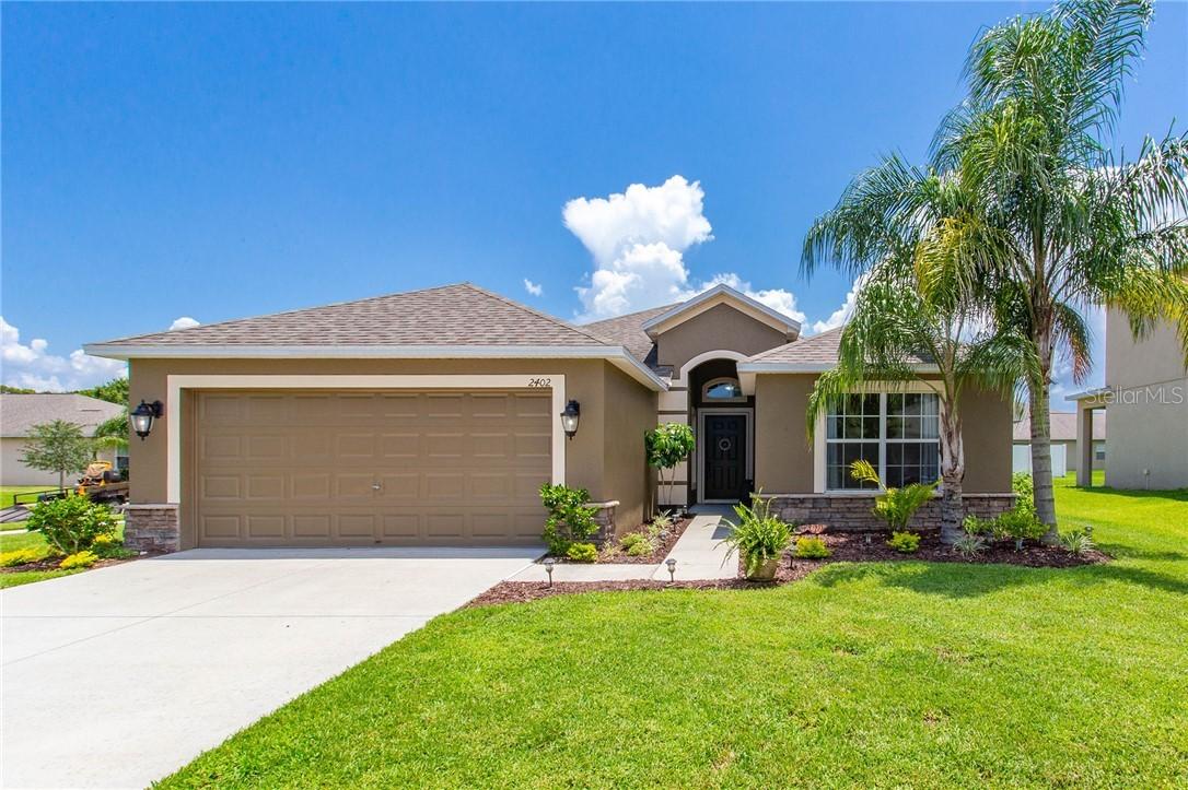 2402 Dakota Rock Dr., Ruskin, FL 33570