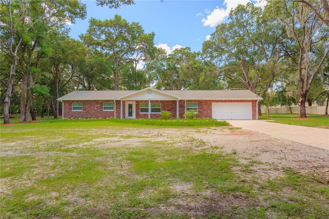 11029 Clay Pit Rd., Tampa, FL 33610