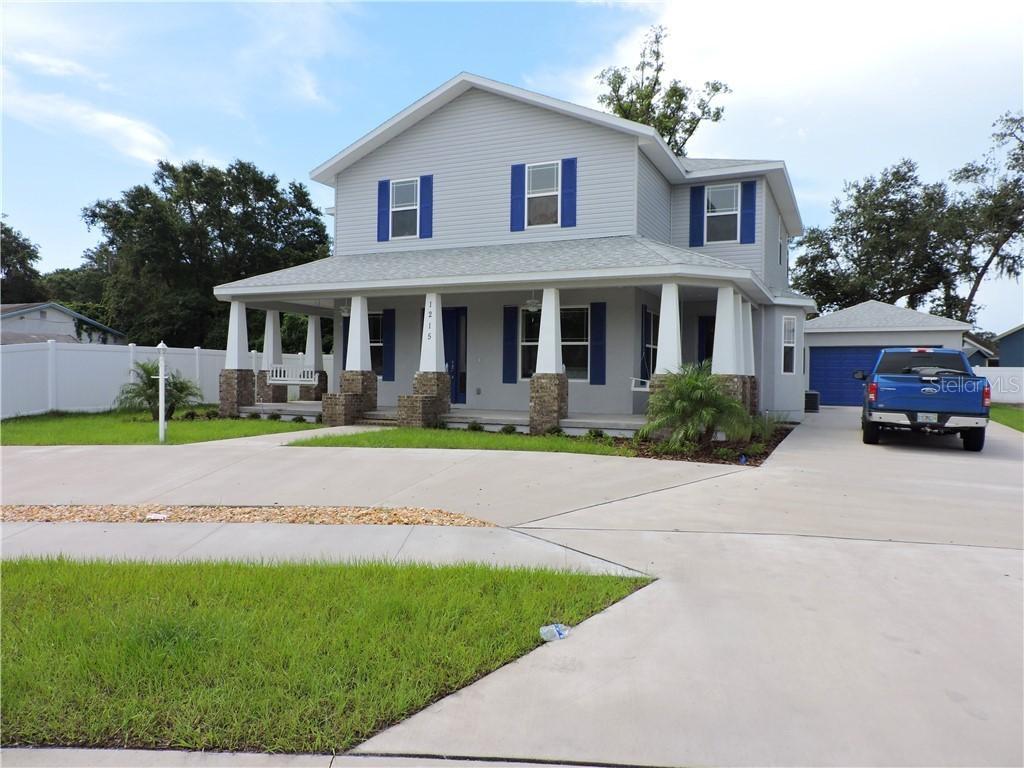 1215 Wild Daisy Dr., Plant City, FL 33563
