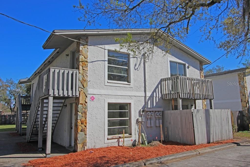 15421 Livingston Ave., Lutz, FL 33559