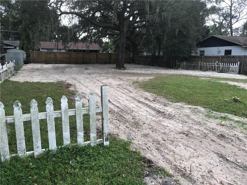 2207 E 97th Ave., Tampa, FL 33612