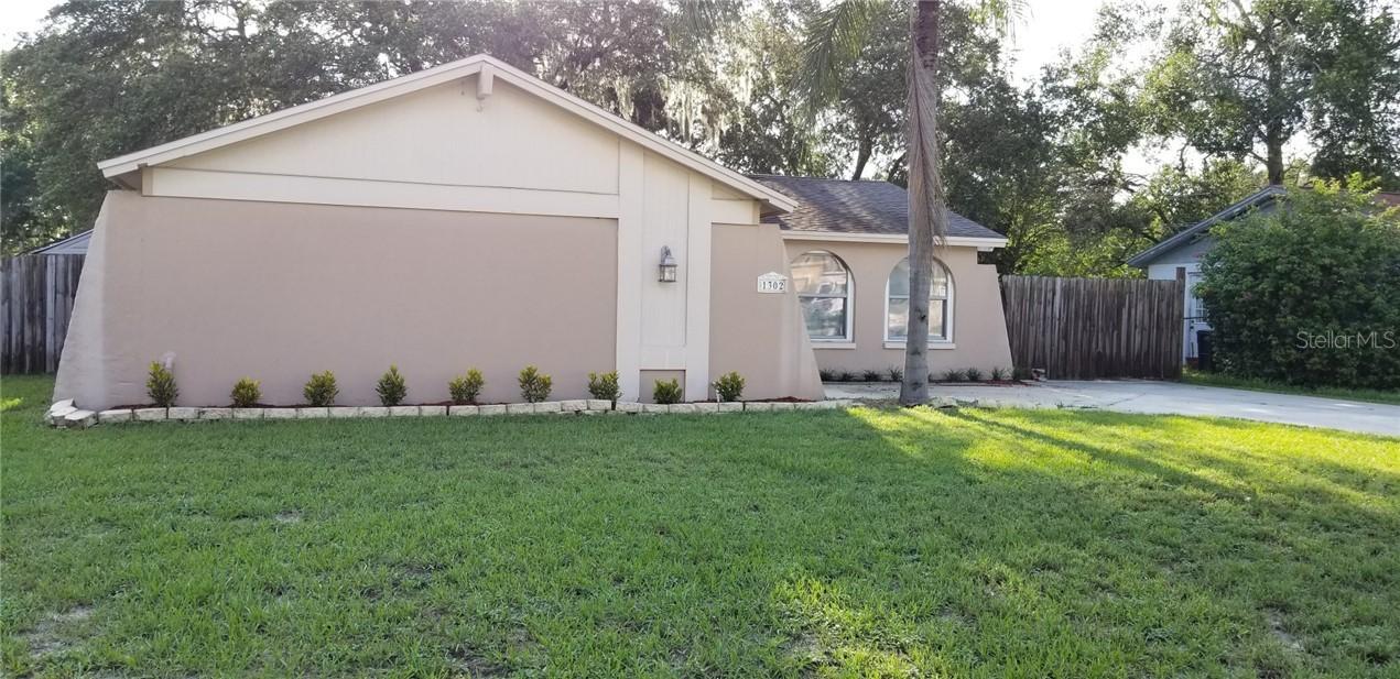 1302 Vinemont Dr., Brandon, FL 33510