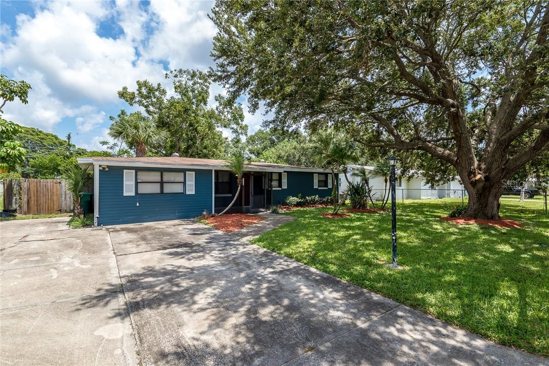 1214 21st Ave., Palmetto, FL 34221