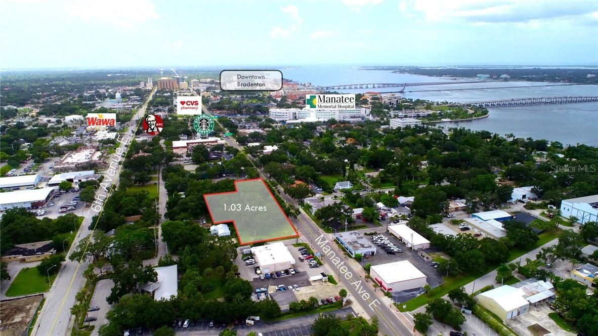 608 Manatee Ave E, Bradenton, FL 34208