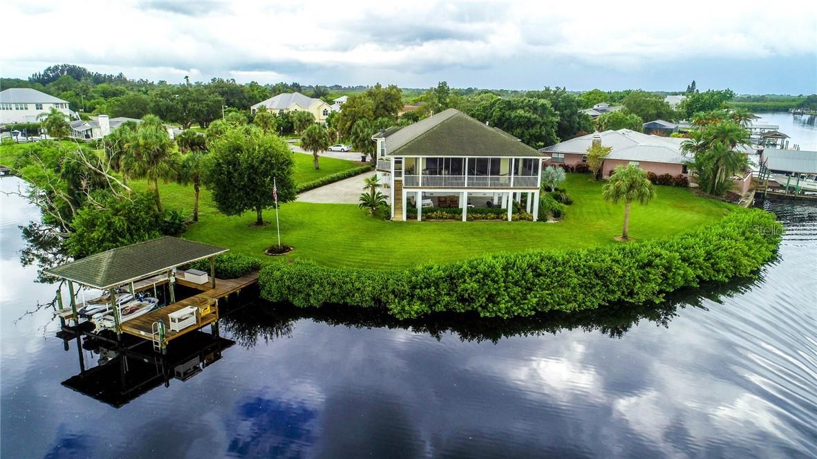 302 14th St., Ruskin, FL 33570