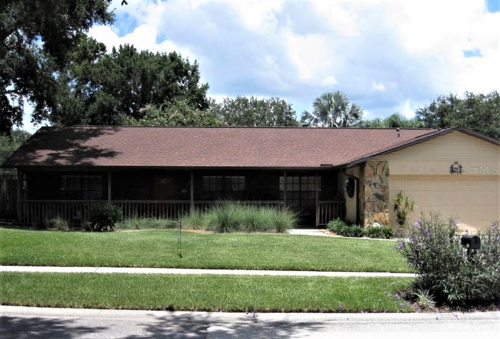 614 Hickory Lake Dr., Brandon, FL 33511