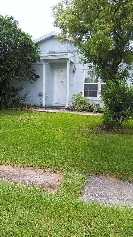 1214 Mohrlake Dr., Brandon, FL 33511