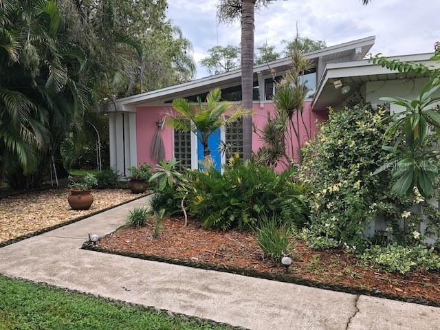 513 Flamingo Dr., Apollo Beach, FL 33572