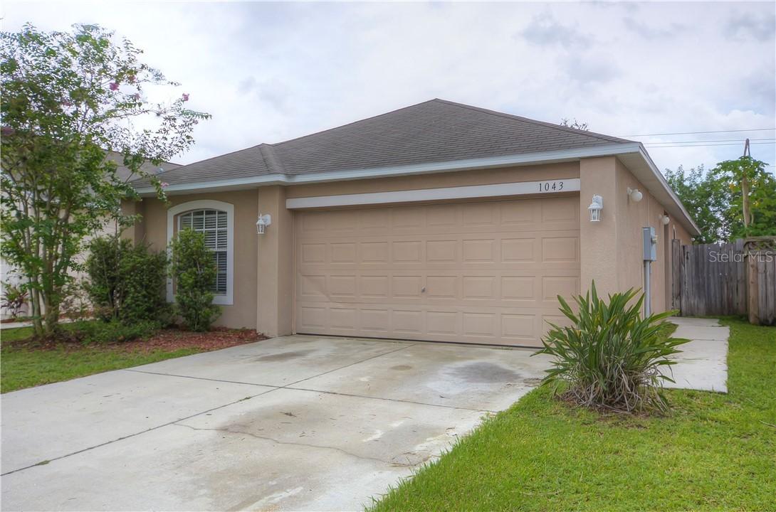 1043 Brenton Leaf Dr., Ruskin, FL 33570