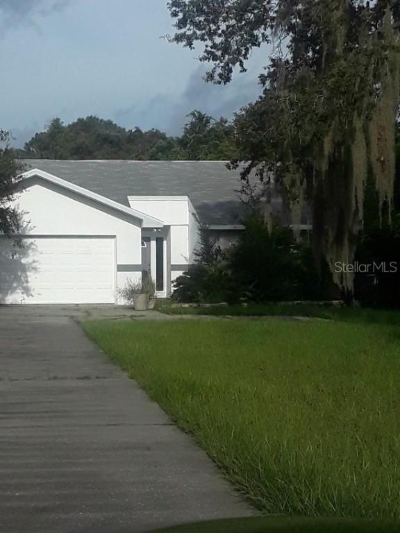 10415 N Pawnee Ave., Tampa, FL 33617