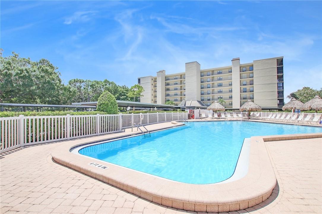 3200 Cove Cay Dr. #3F, Clearwater, FL 33760