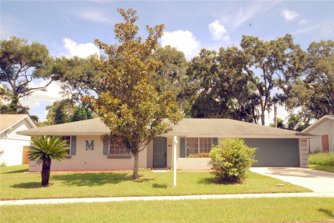 808 Granite Rd., Brandon, FL 33510