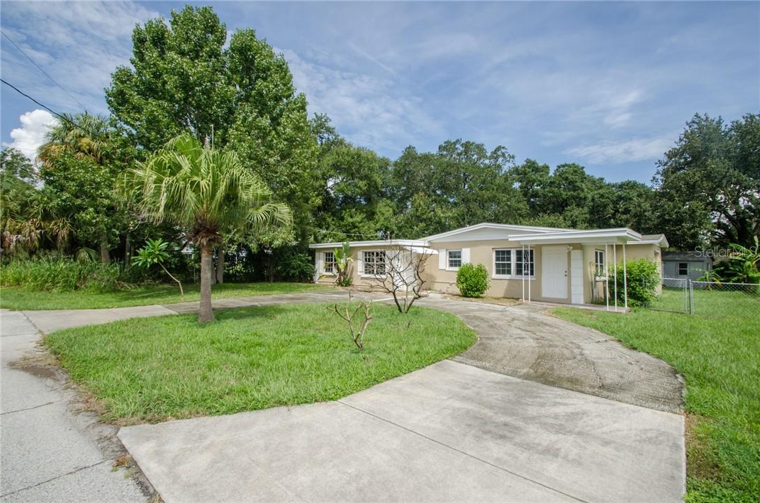 2815 W Foster Ave., Tampa, FL 33611