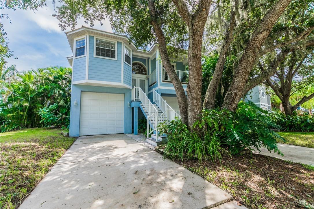 2605 Manatee Harbor Dr., Ruskin, FL 33570