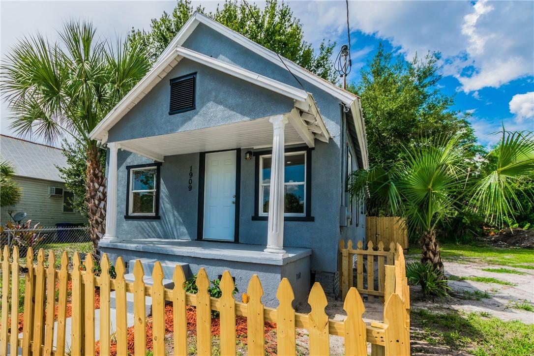 1909 W Main St., Tampa, FL 33607