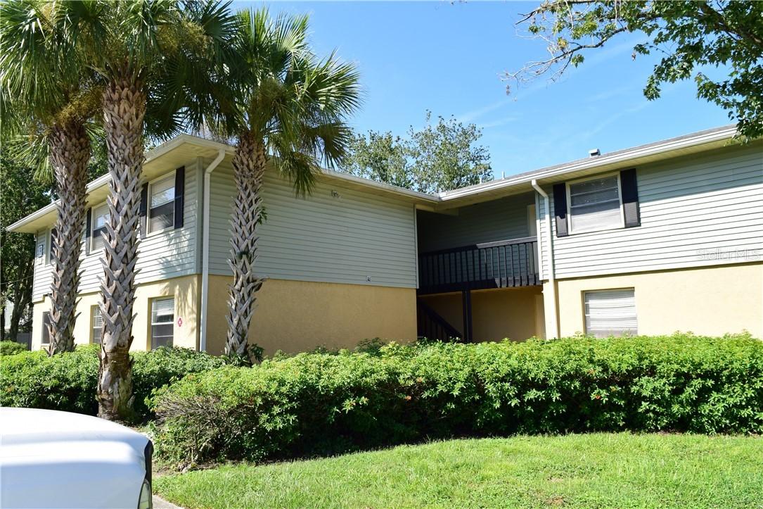 202 Red Maple Pl., Brandon, FL 33510