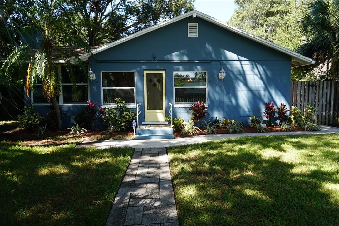 2401 54th St., Gulfport, FL 33707