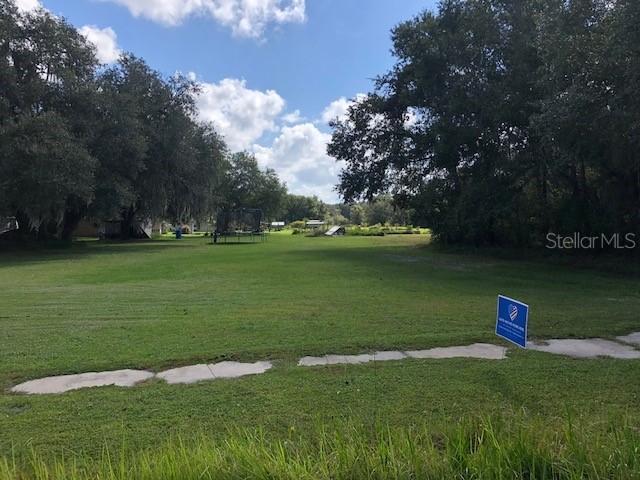 Horton Rd, Plant City, FL 33567
